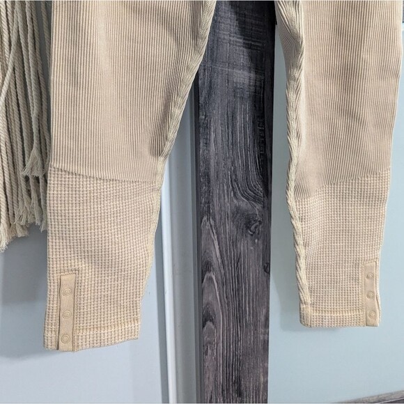 Aerie Offline Main Squeeze Seamless High Waisted Ribbed  Waffle Legging Size L - Picture 3 of 6